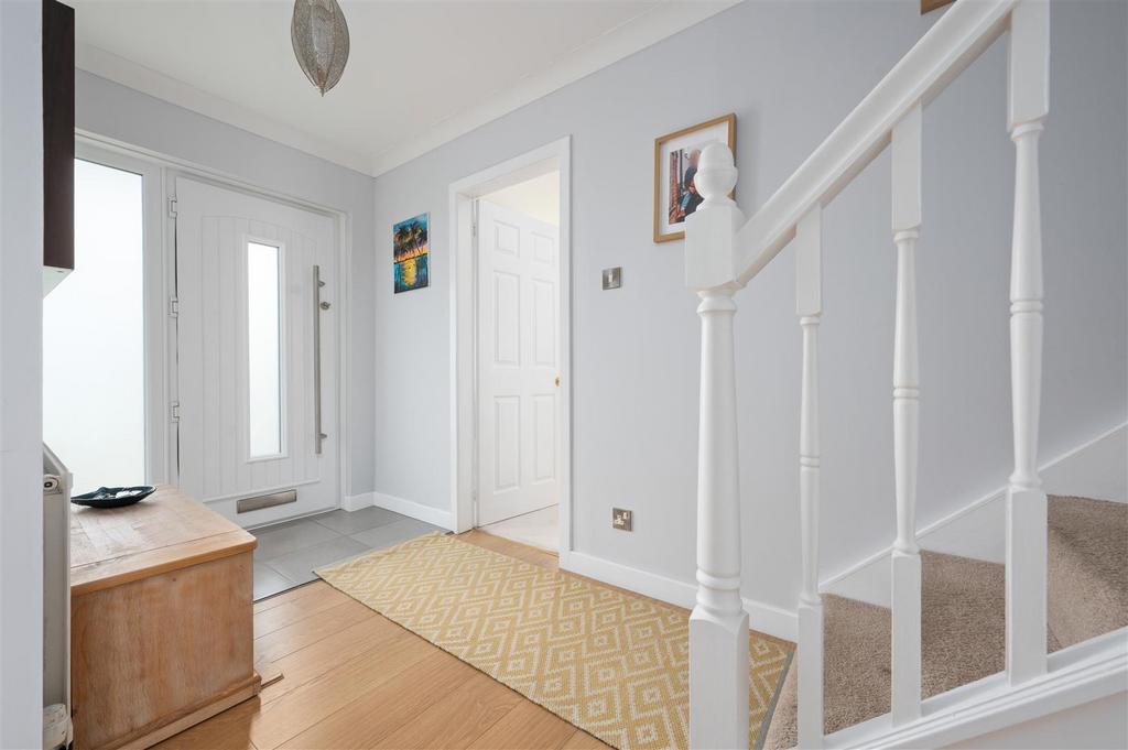 30 Ross Avenue006.JPG
