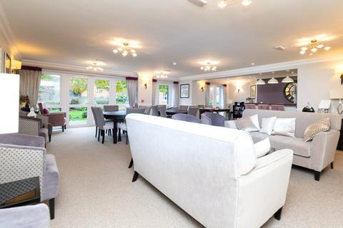 2 bedroom apartment for sale, Pound Avenue, Stevenage, Hertfordshire, SG1