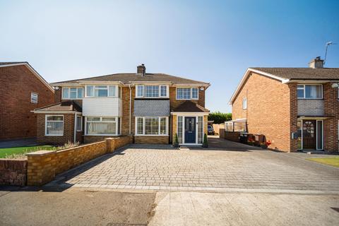 51 Britannia Drive, Gravesend, DA12 4RP