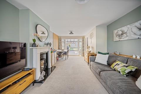 51 Britannia Drive, Gravesend, DA12 4RP