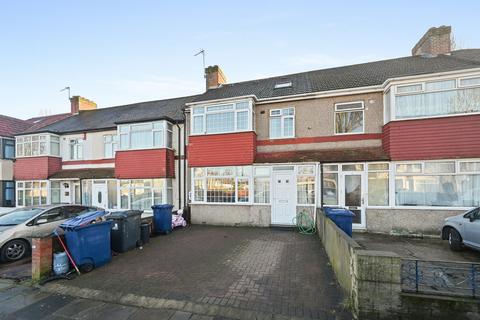 Portland Crescent, Greenford, UB6