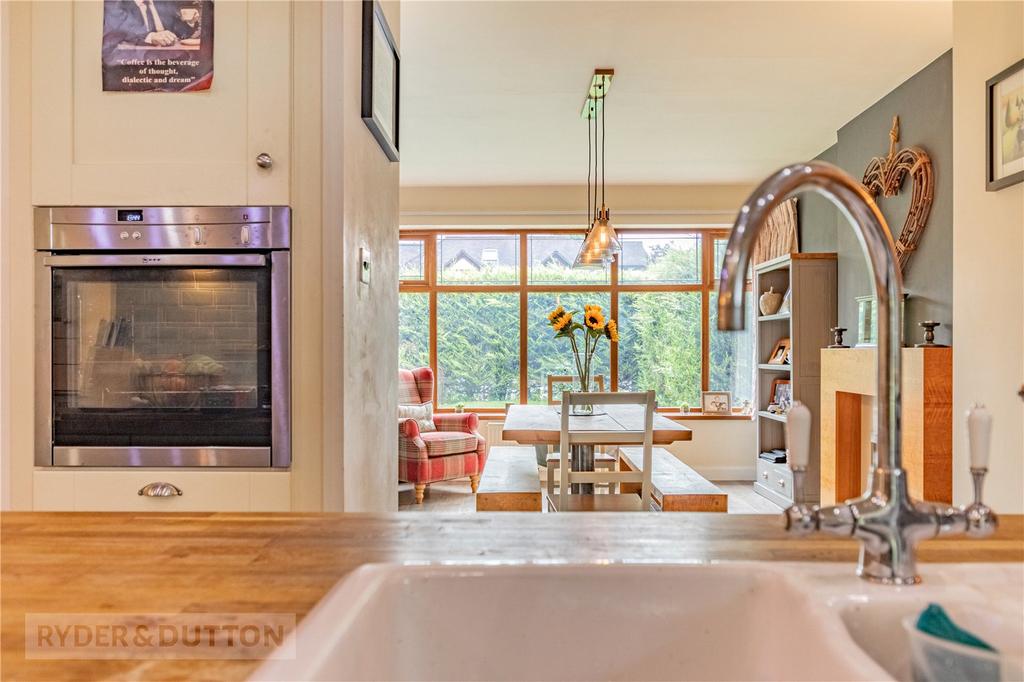 Kitchen/Breakfast