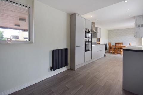 2 Long Close, Leyland, PR26 7AB