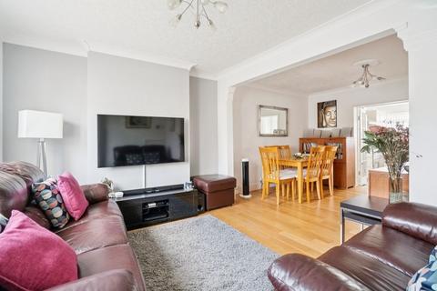 135 Hampden Road, Harrow, HA3 5PS