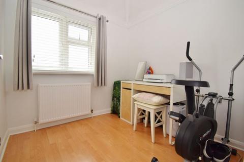 135 Hampden Road, Harrow, HA3 5PS