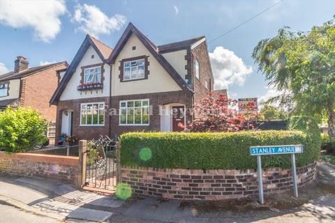 3 bedroom house for sale, Stanley Avenue, Preston PR1