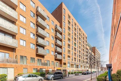 2 bedroom flat to rent, 50 Hammersley Road, E16
