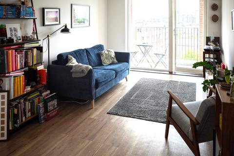 2 bedroom flat to rent, 50 Hammersley Road, E16