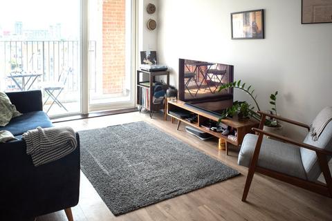2 bedroom flat to rent, 50 Hammersley Road, E16