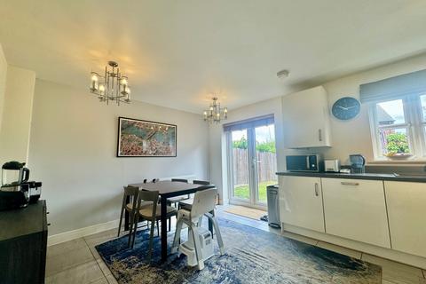 31 Hunter Road, Whetstone, Leicester, LE8 6AE