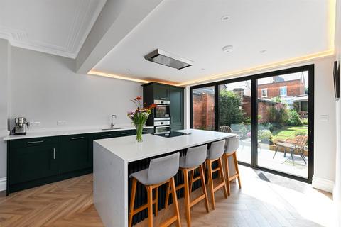 3 bedroom detached house for sale, Grantham Road, Radcliffe on Trent, Nottingham