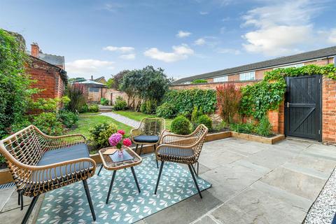 3 bedroom detached house for sale, Grantham Road, Radcliffe on Trent, Nottingham