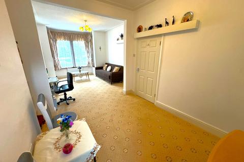 undefined, West End Avenue, London E10