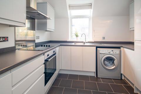 2 bedroom flat to rent, Penhill Close, Pontcanna, Cardiff, CF5