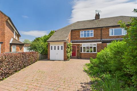 3 bedroom semi-detached house for sale, Spencers Mead, Driffield, YO25 6RJ