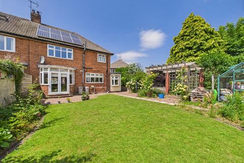 3 bedroom semi-detached house for sale, Spencers Mead, Driffield, YO25 6RJ