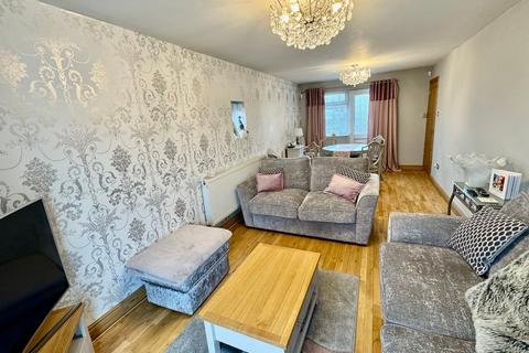 4 bedroom property for sale, Victoria Road, Wednesfield, Wolverhampton, WV11