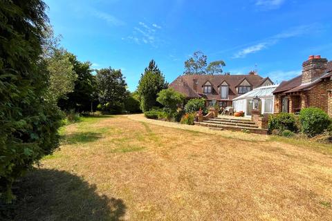 4 bedroom detached house for sale, London Road, Hailsham, East Sussex, BN27