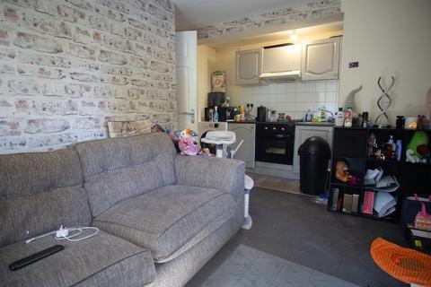 undefined, 2 Bed Flat For Sale on Ribble Bank Street, Preston