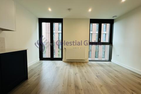 2 bedroom flat to rent, 1 Affinity View, London E16