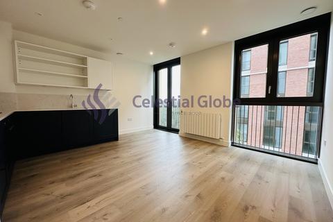 2 bedroom flat to rent, 1 Affinity View, London E16