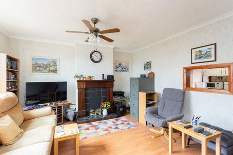 96 Ballindean Road, Dundee, DD4 8NZ