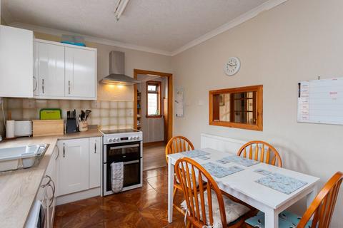 96 Ballindean Road, Dundee, DD4 8NZ