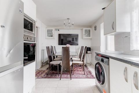 3 bedroom terraced house for sale, Oak Leasow, Quinton, Birmingham, West Midlands, B32