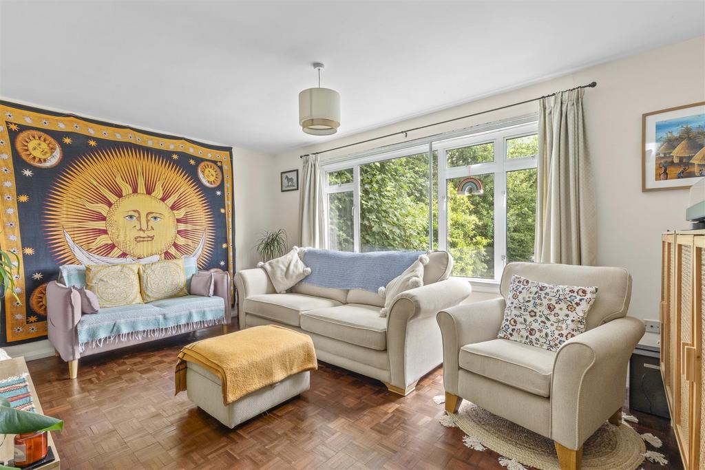 Flat 4 Temple Orchard, Amersham Hill, HP13 6 PH-5.j