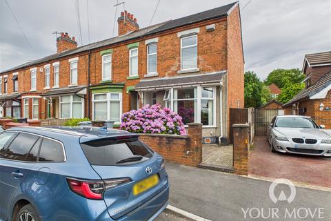 3 bedroom end of terrace house to rent, Evans Street, Crewe CW1
