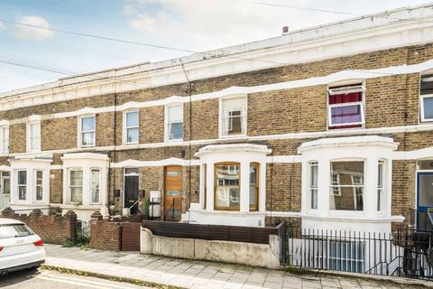 2 bedroom flat for sale, Ferndale Road, London SW4