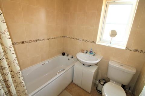 3 bedroom semi-detached house to rent, Hart Hills, Barnsley S73