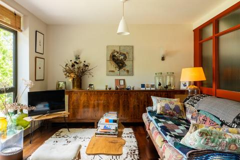 15 Crescent Wood Road, London, SE26 6RT