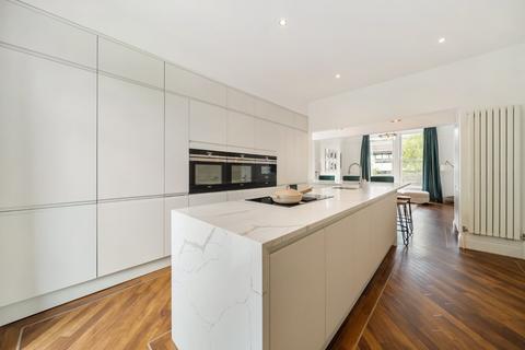 6 bedroom detached house for sale, Troy Road, Horsforth, Leeds, West Yorkshire, LS18