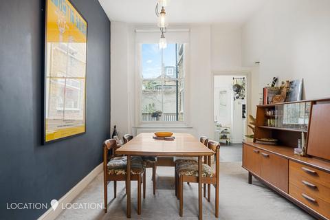 Flat A, 35 Allen Road, London, N16 8RX