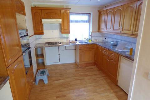3 bedroom house to rent, Brongwendraeth, Carway, Kidwelly