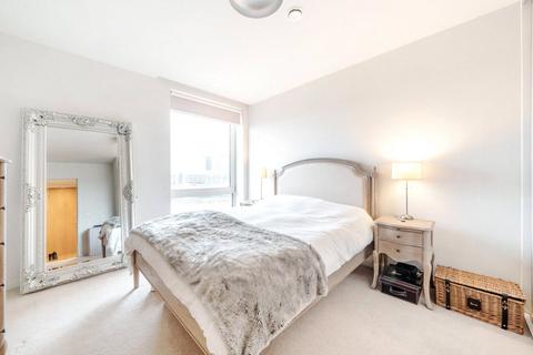 2 bedroom apartment for sale, Paddlers Avenue, Brentford