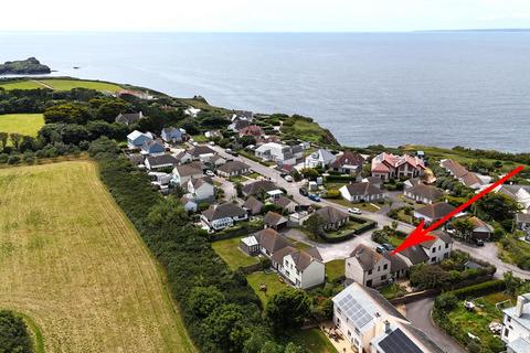 4 bedroom detached house for sale, Gwel An Garrek, Mullion TR12