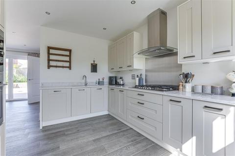 undefined, Clayton Drive, Buntingford