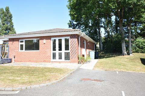 2 bedroom semi-detached bungalow to rent, Gurnard Pines, Cockleton Lane, Gurnard