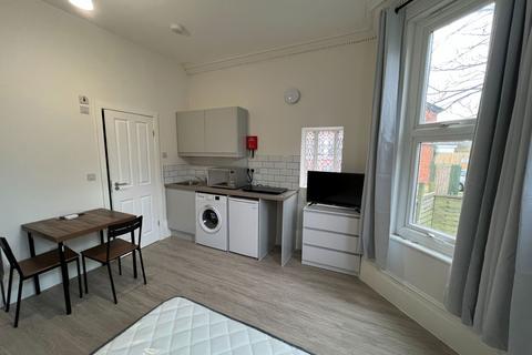 6 bedroom house for sale, Chatsworth Road, Croydon CR0