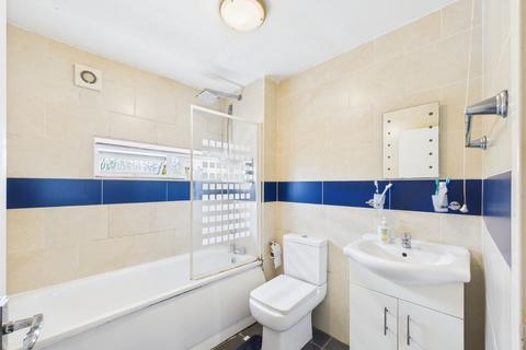 55 Falcon Drive, Stanwell, Staines-upon-thames, TW19 7EX