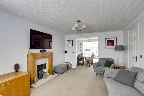 4 bedroom detached house for sale, Bassett Close, Ilkeston DE7