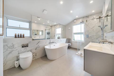 4 bedroom terraced house for sale, Hydethorpe Road, Balham, London, SW12