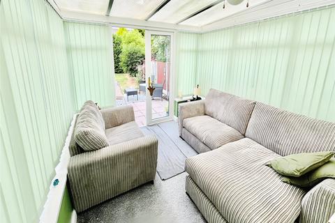 3 bedroom terraced house for sale, Elm Avenue, East Yorkshire DN14