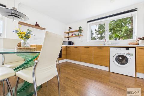 3 bedroom semi-detached house to rent, Spring Close Mount, Gleadless, Sheffield, S14