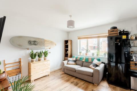 2 bedroom flat for sale, Bristol BS7