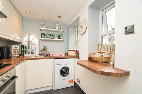 undefined, Mayfield Grove, Harrogate