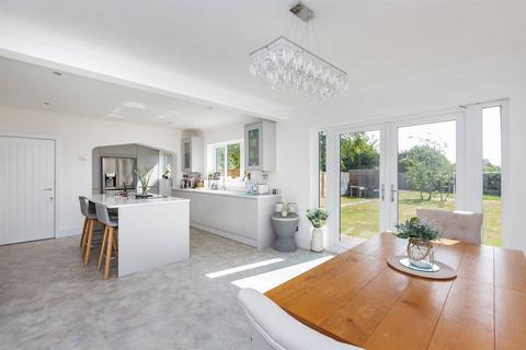 4 bedroom detached house for sale, Dence Park, Herne Bay