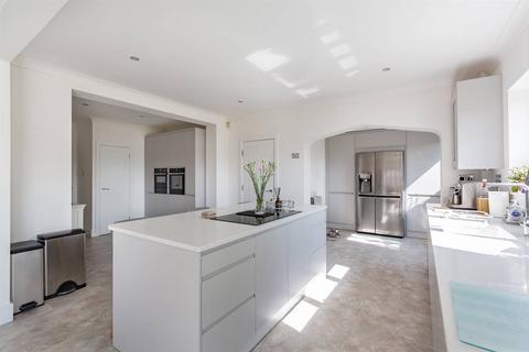 4 bedroom detached house for sale, Dence Park, Herne Bay